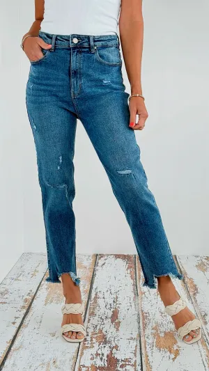 Distressed Capri Jean