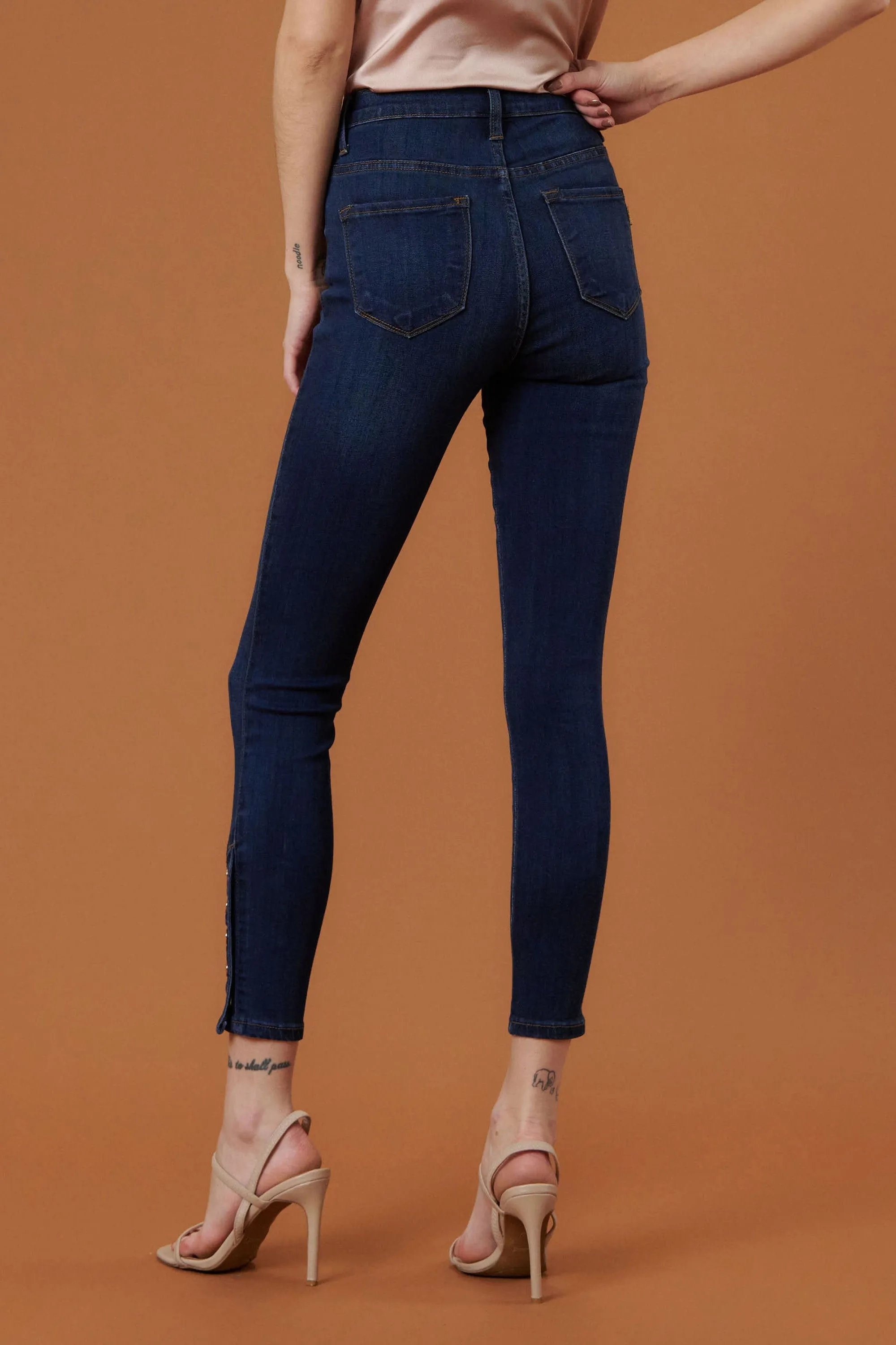 Dress to Impress Skinny Jeans