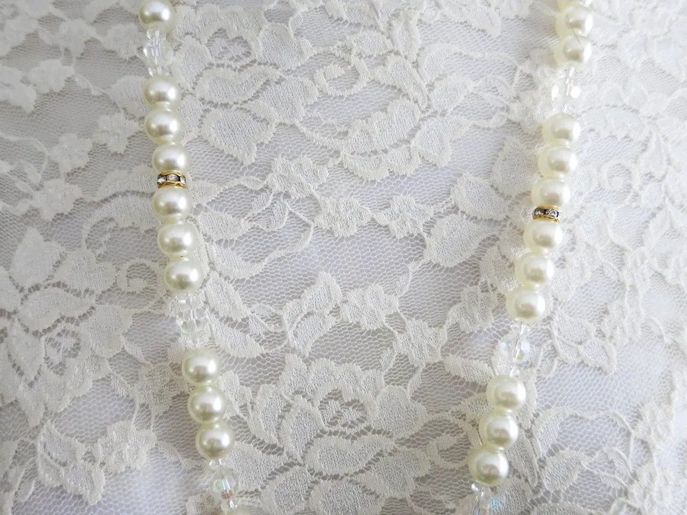 Long Elegant Pearl Necklace