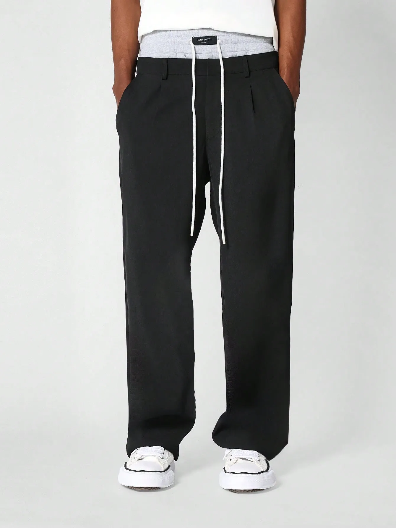 Loose Fit Pleated Trouser With Double Waistband