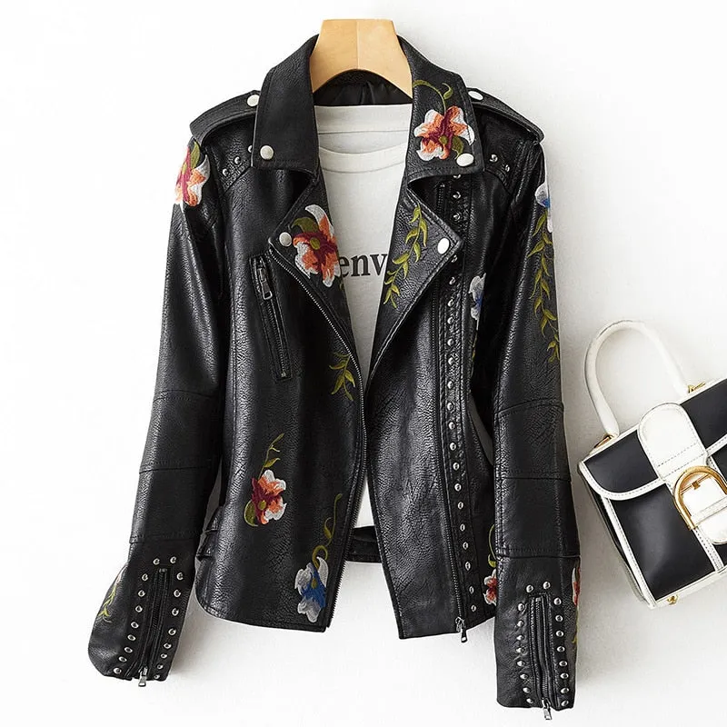 Retro Floral Print Embroidery 
-Faux Soft Leather Jacket 
-Collar "Pu" 
-Punk Outerwear