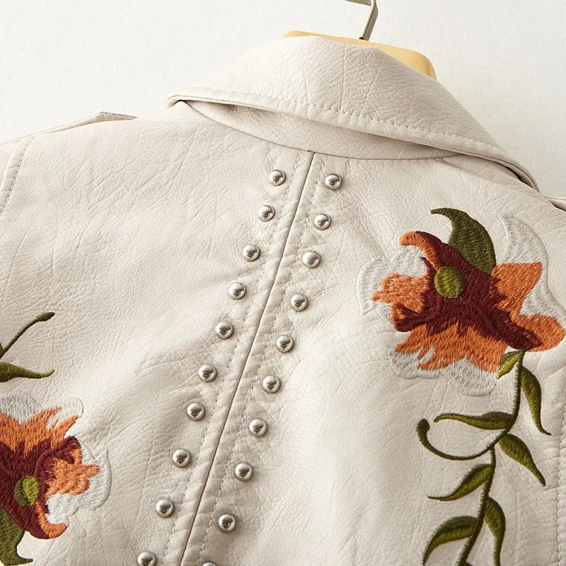 Retro Floral Print Embroidery 
-Faux Soft Leather Jacket 
-Collar "Pu" 
-Punk Outerwear