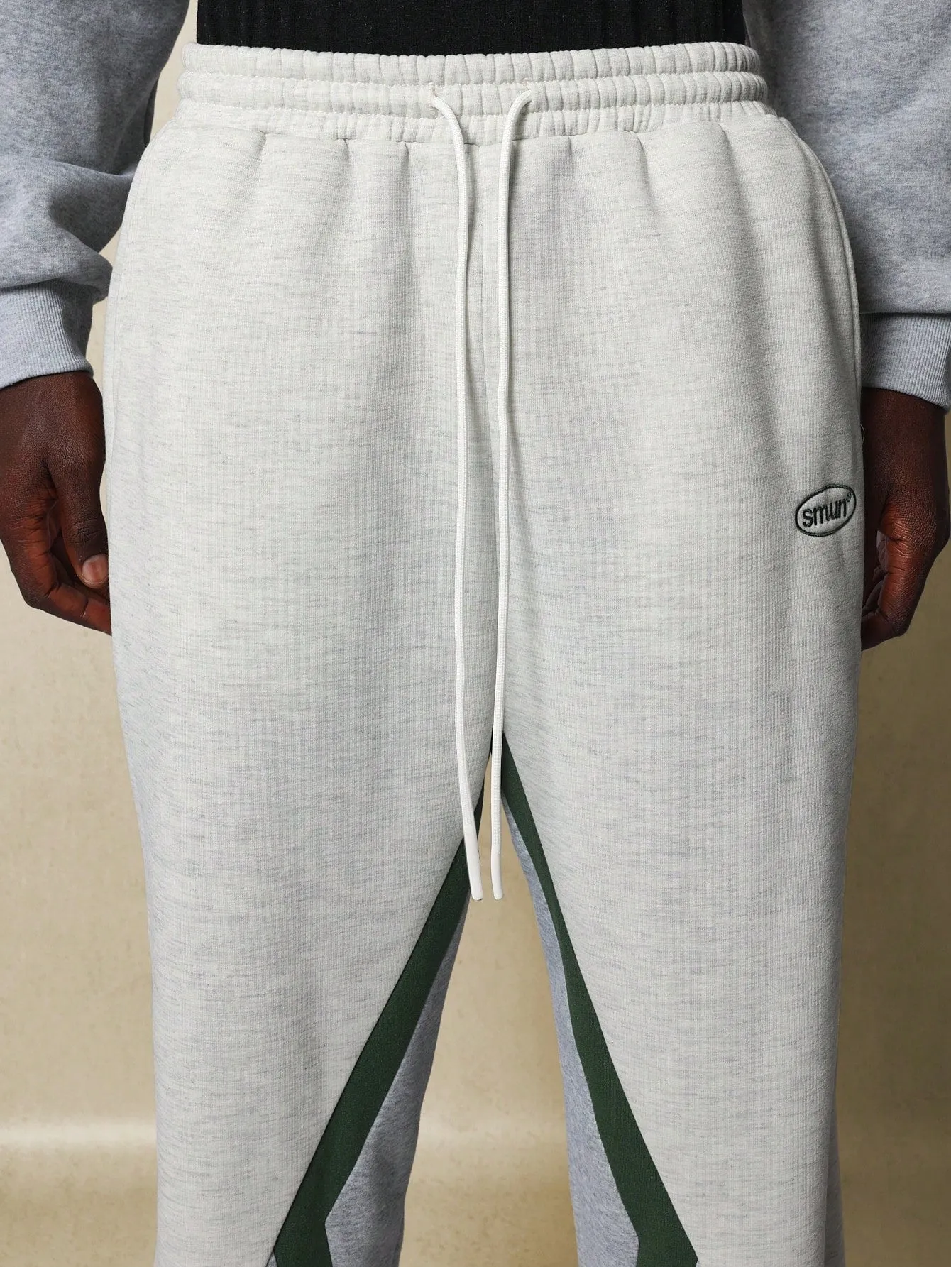 Straight Fit Drop Crotch Colour Block Panel Sweatpants With Small Embroidery