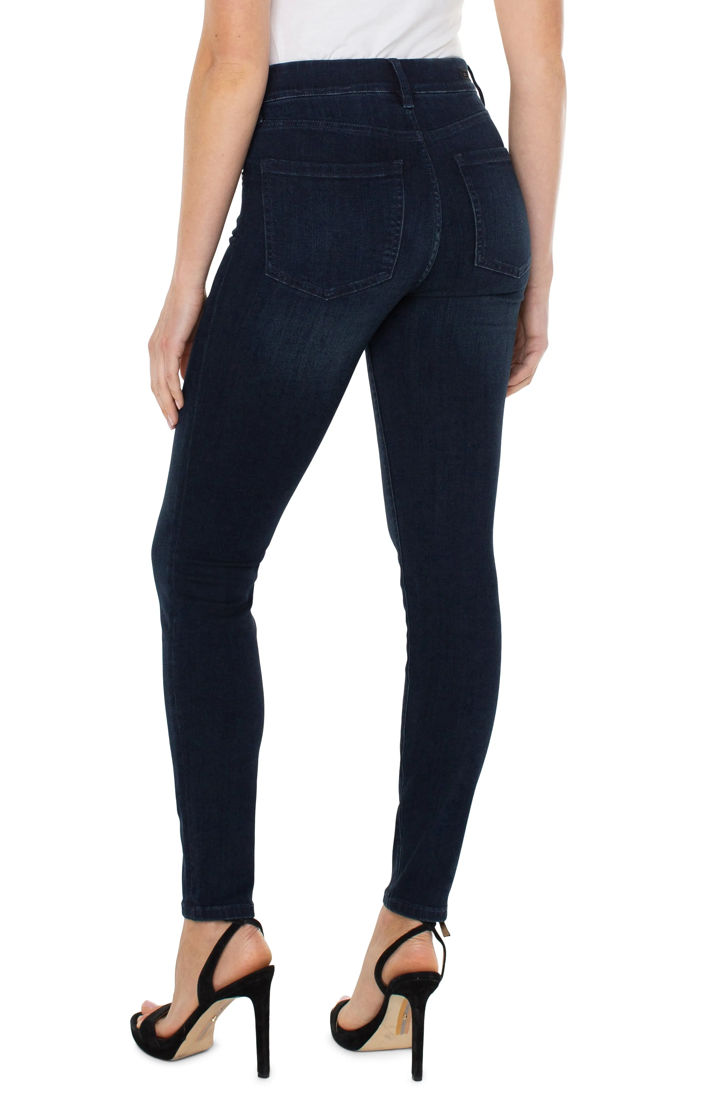 THE GIA GLIDER SKINNY PULL-ON HIGH PERFORMANCE ECO DENIM