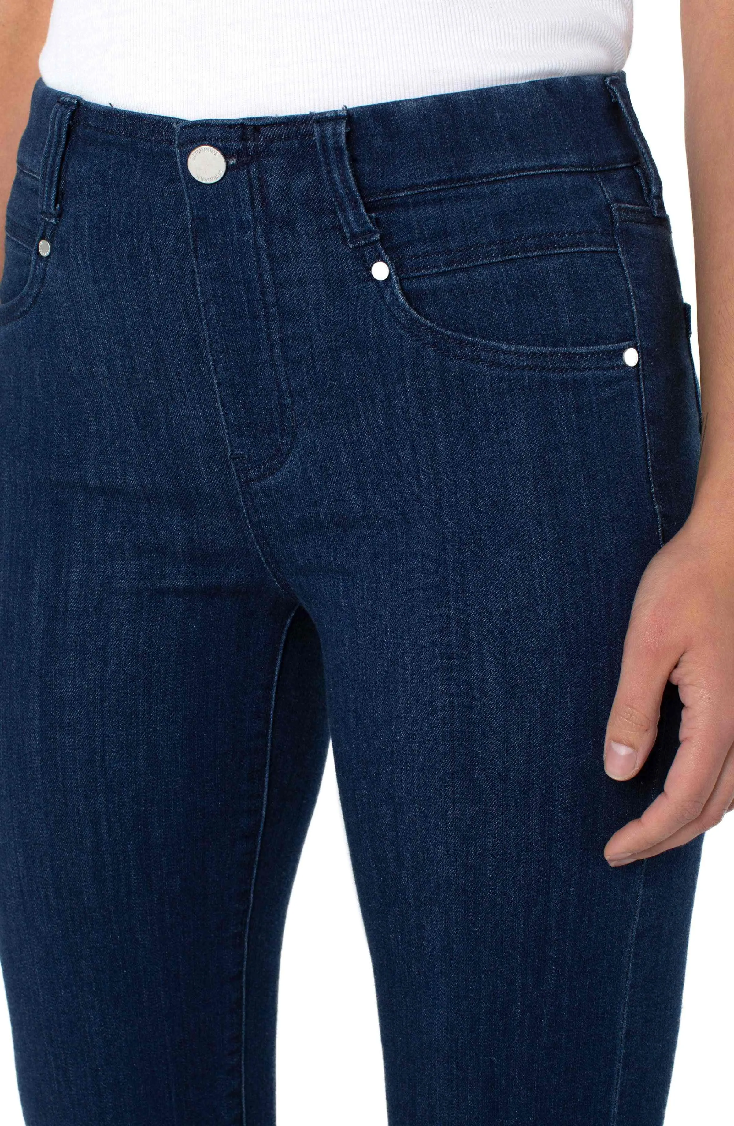 THE GIA GLIDER® SLIM HIGH PERFORMANCE DENIM ECO