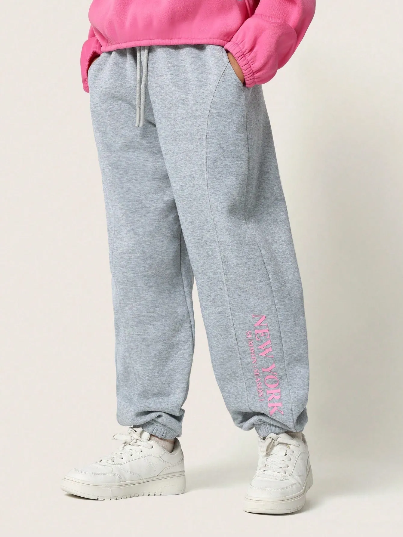 Tween Girls 90's Jogger With Graphic Print