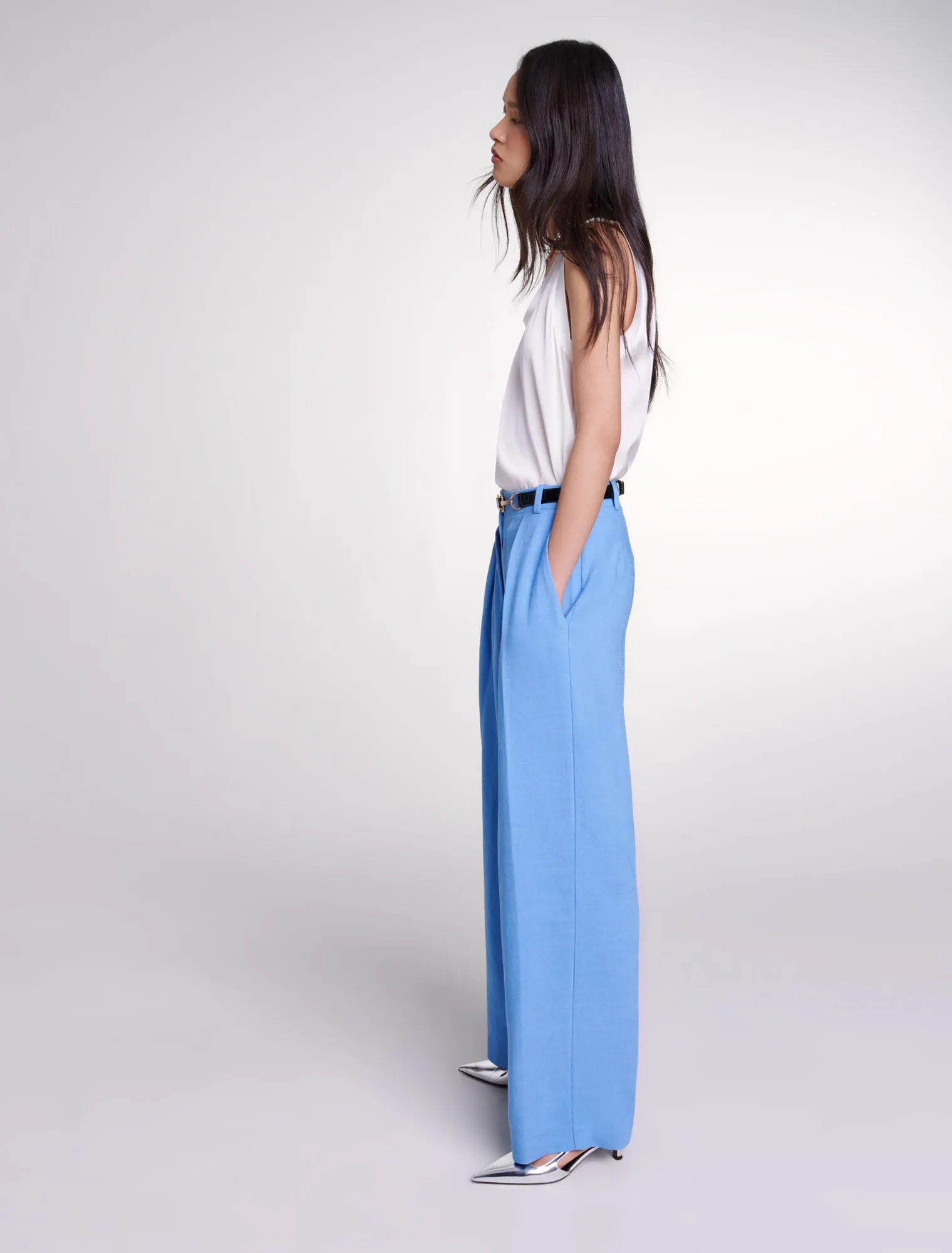 Wide-leg suit trousers with pleats